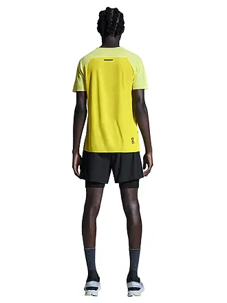 ON | Pantalón corto de running Performance 2/1 para hombre | schwarz